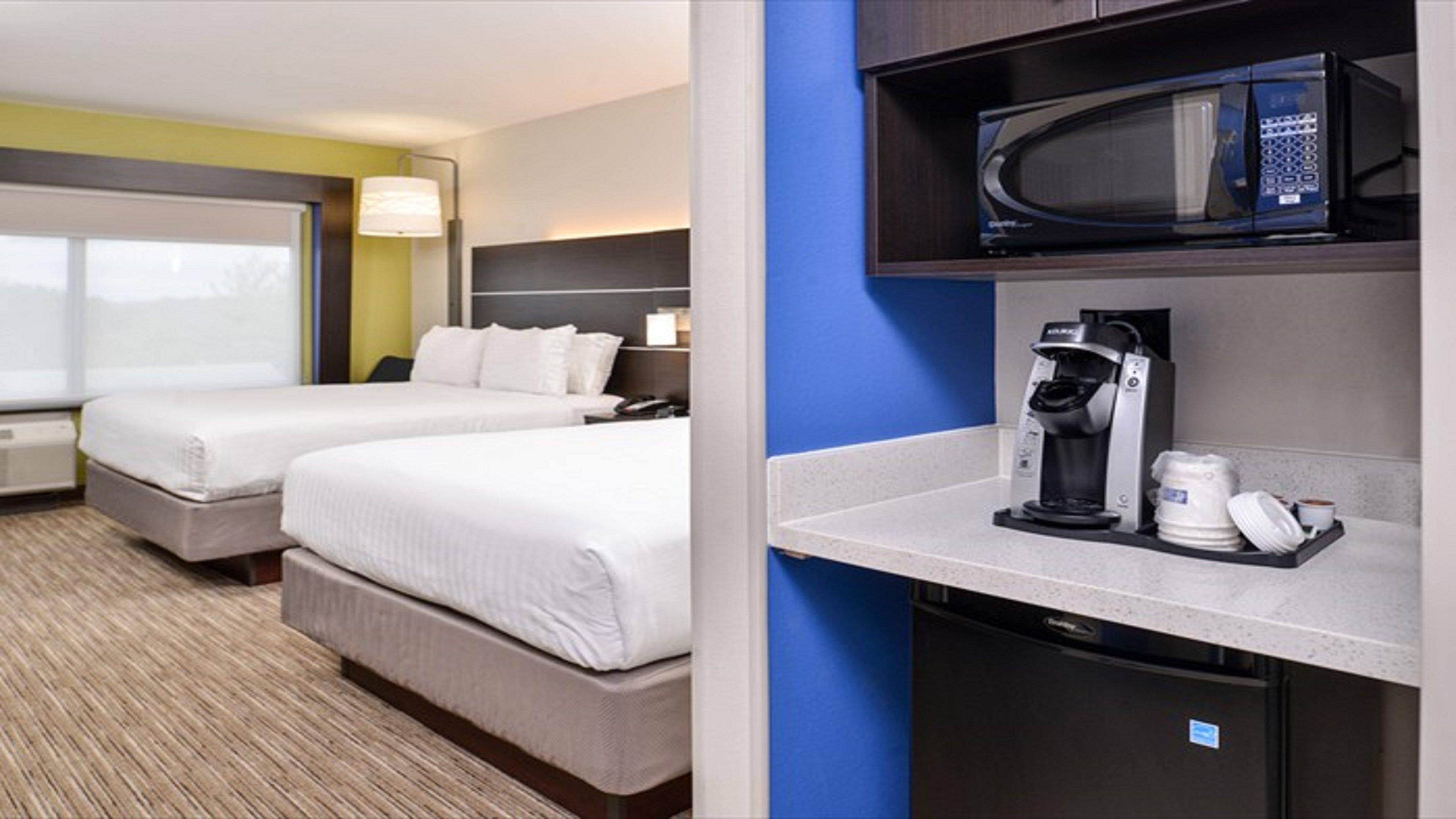 Holiday Inn Express & Suites - Parkersburg East By Ihg Buitenkant foto