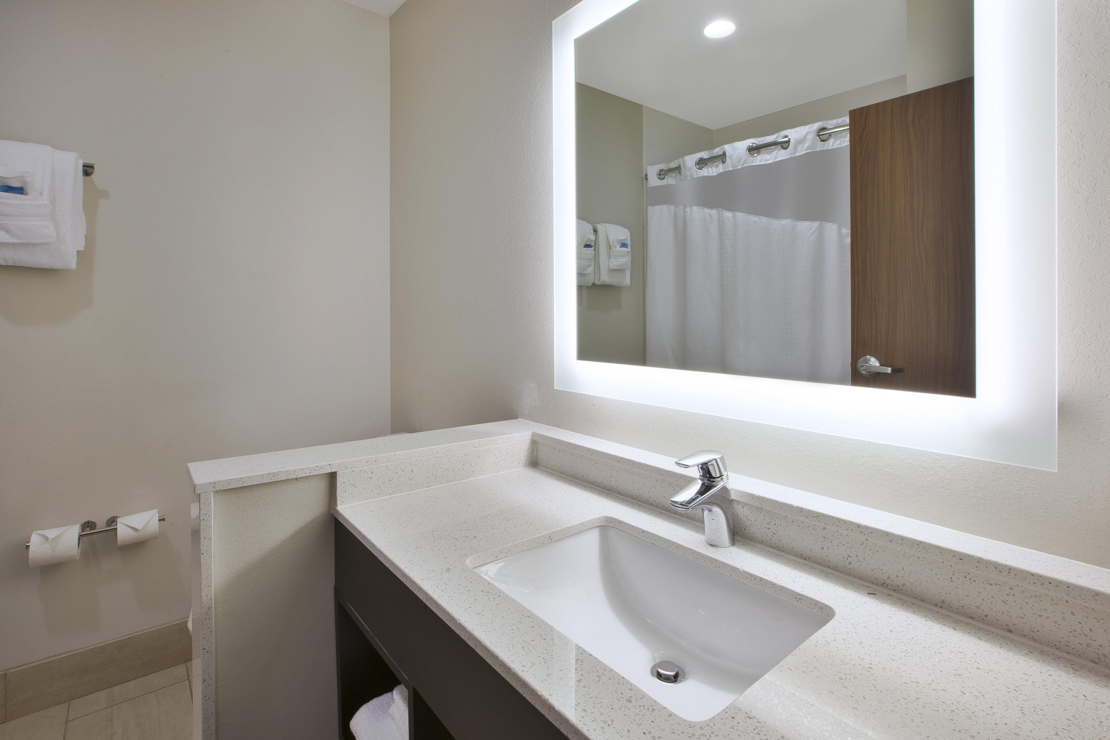 Holiday Inn Express & Suites - Parkersburg East By Ihg Buitenkant foto