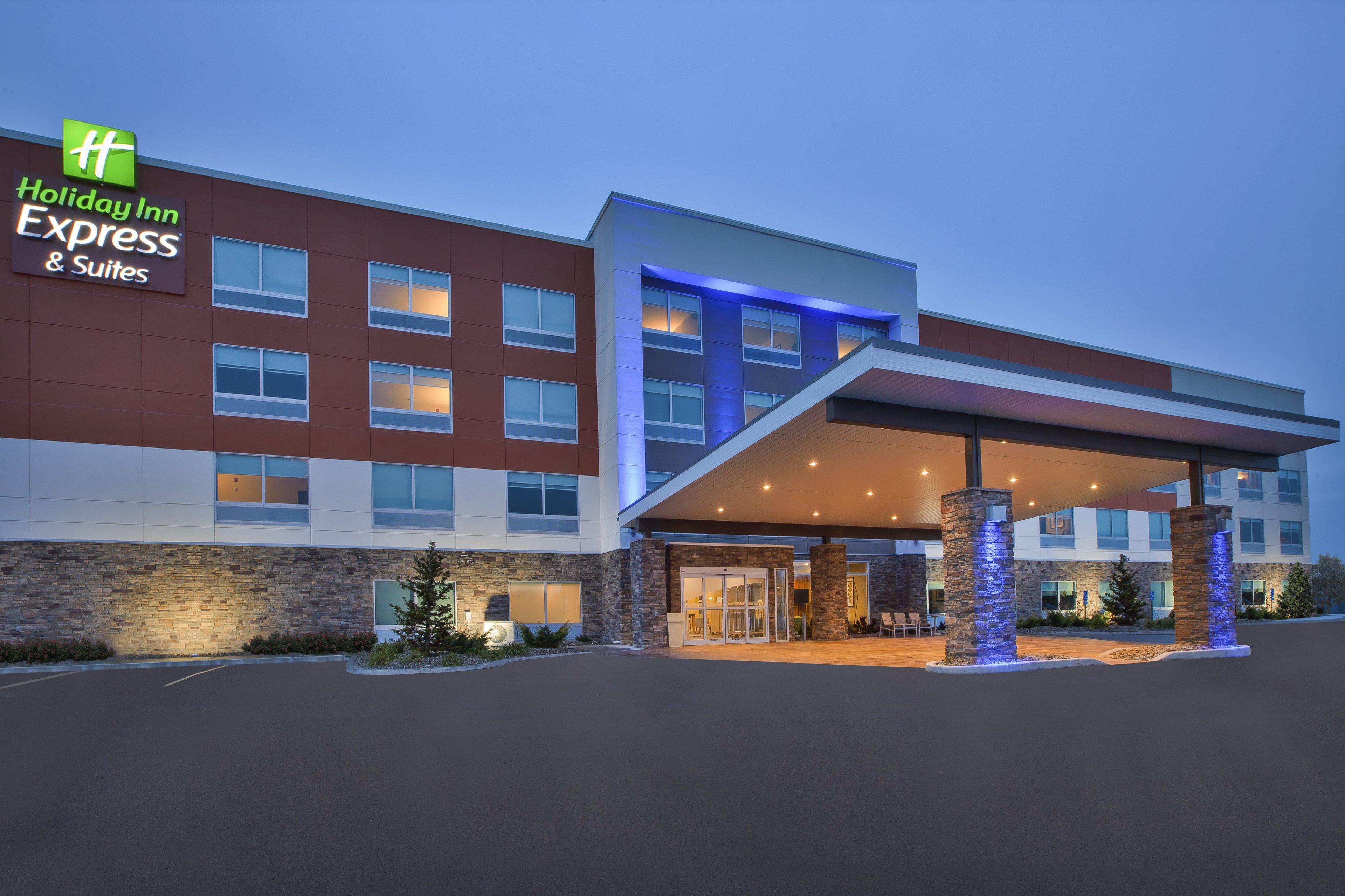 Holiday Inn Express & Suites - Parkersburg East By Ihg Buitenkant foto