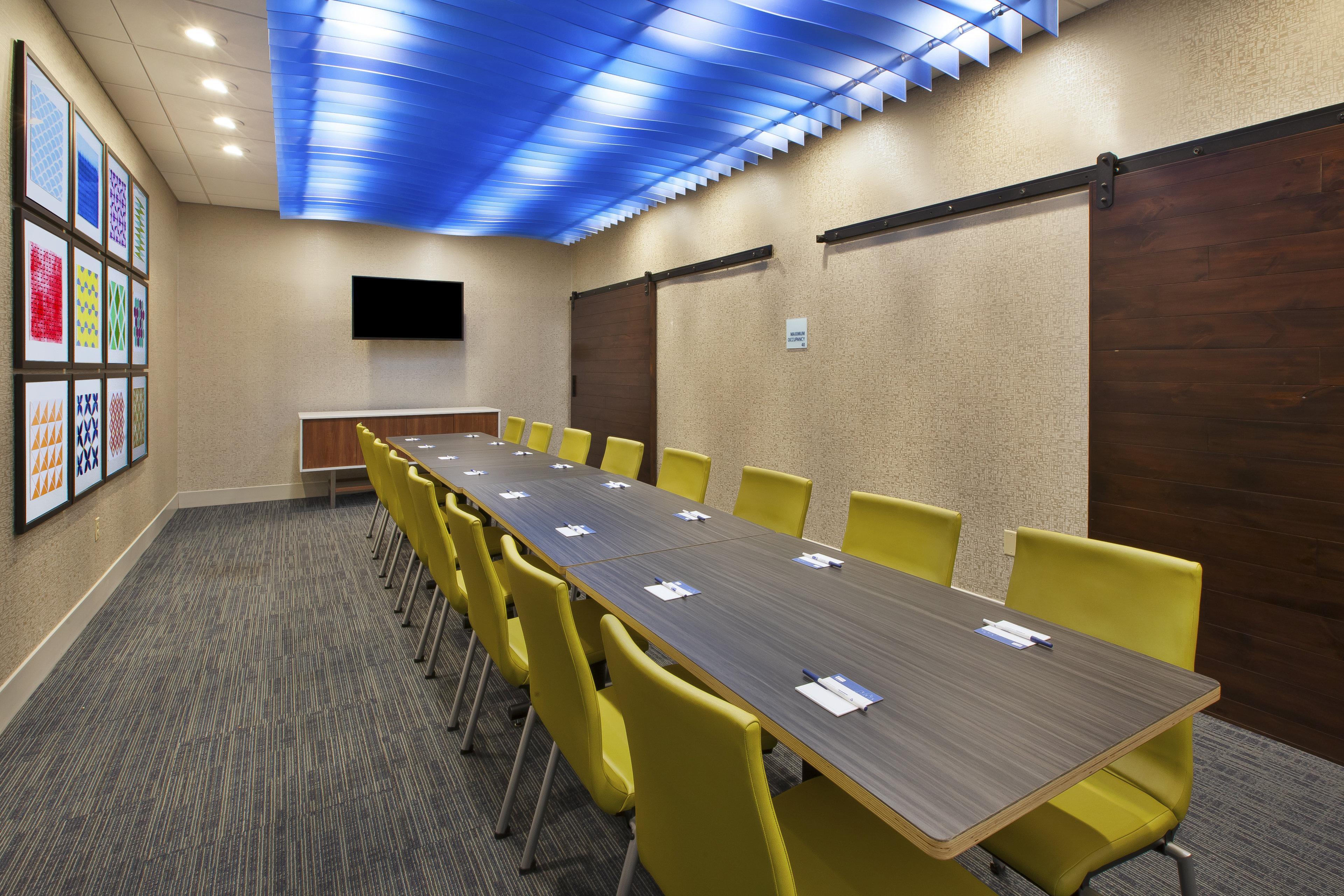 Holiday Inn Express & Suites - Parkersburg East By Ihg Buitenkant foto