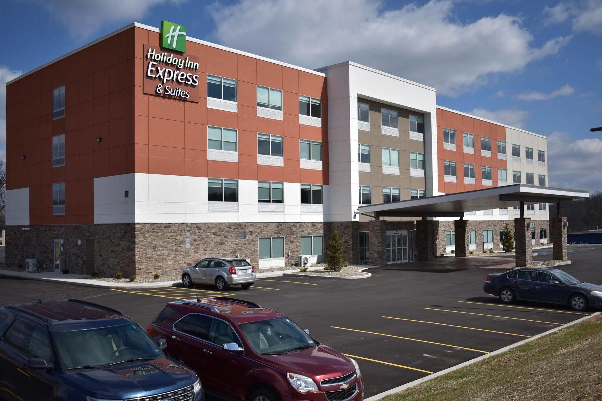 Holiday Inn Express & Suites - Parkersburg East By Ihg Buitenkant foto